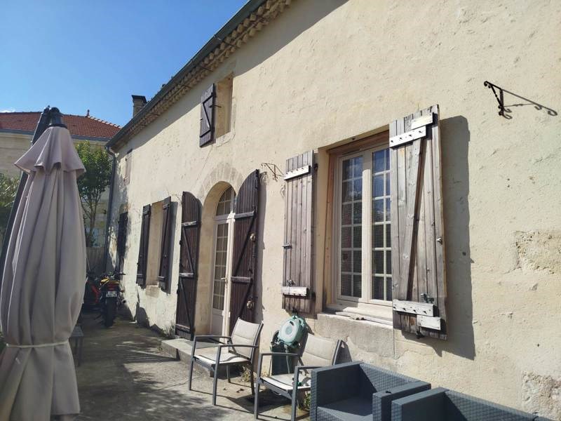 Vente Maison ST GERMAIN D ESTEUIL - 5 pièces -145 m² - (33340)