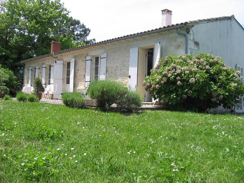 Vente Maison QUEYRAC - 6 pièces -142 m² - (33340)