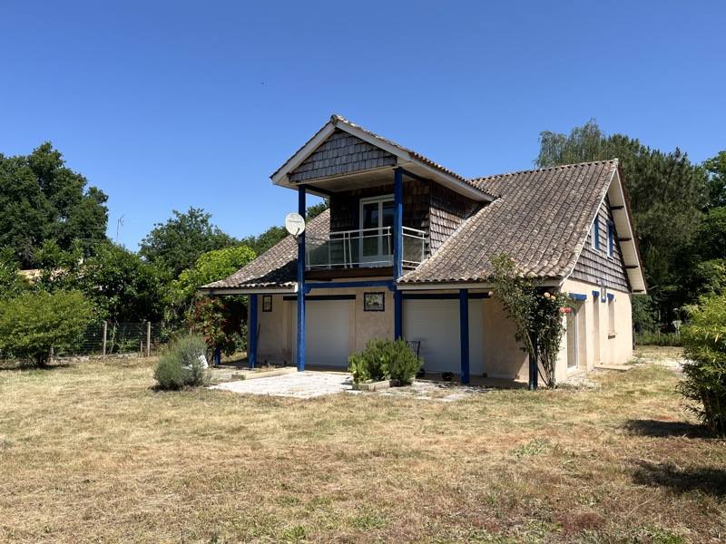 Vente Maison GAILLAN EN MEDOC - 7 pièces -149 m² - (33340)
