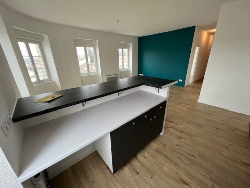 Vente Appartement LESPARRE MEDOC - 4 pièces -78 m² - (33340)