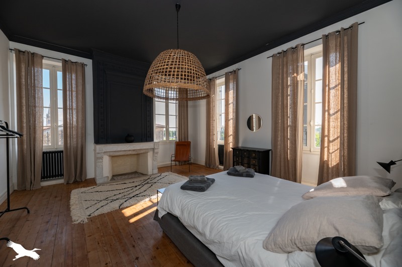 Vente Maison ST CHRISTOLY MEDOC - 13 pièces -470 m² - (33340)