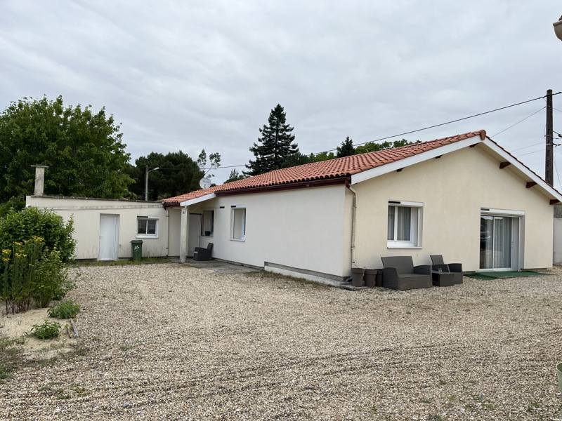 Vente Maison LESPARRE MEDOC - 6 pièces -167 m² - (33340)