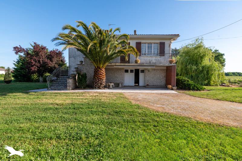 Vente Maison BEGADAN - 5 pièces -181 m² - (33340)