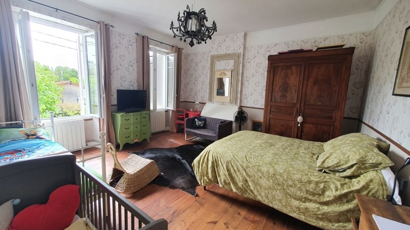Vente Maison ORDONNAC - 4 pièces -116 m² - (33340)