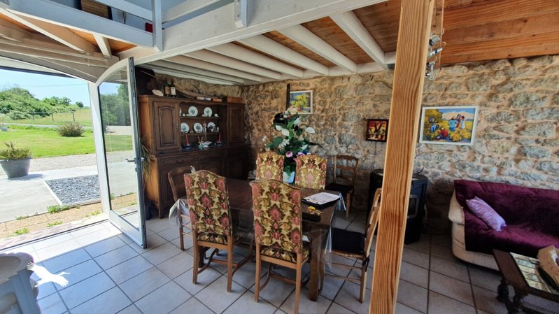 Vente Maison VALEYRAC - 11 pièces -189 m² - (33340)