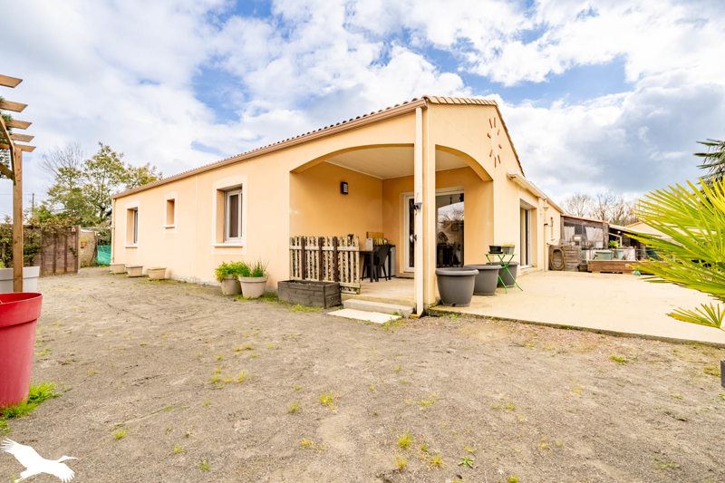 Vente Maison ST COLOMBAN - 6 pièces -106 m² - (44310)