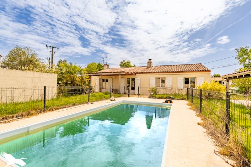 Vente Maison ST PHILBERT DE GRAND LIEU - 5 pièces -138 m² - (44310)