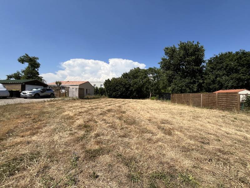 Vente Terrain ST LUMINE DE COUTAIS - -697 m² - (44310)