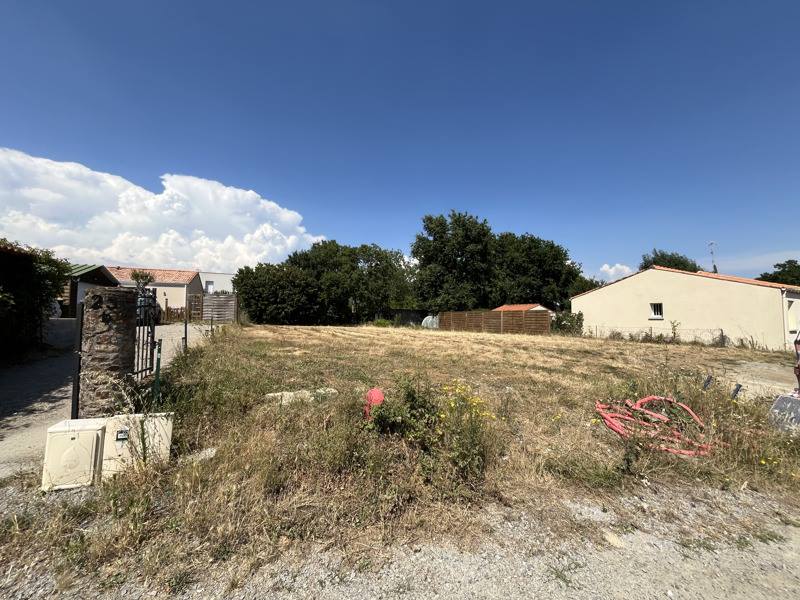 Vente Terrain ST LUMINE DE COUTAIS - -697 m² - (44310)