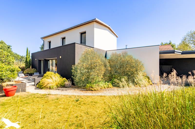 Vente Maison LA LIMOUZINIERE - 5 pièces -155 m² - (44310)