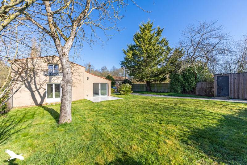 Vente Maison DOMPIERRE SUR YON - 4 pièces -77 m² - (85170)
