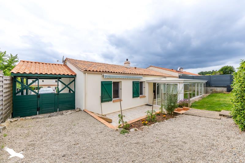 Vente Maison DOMPIERRE SUR YON - 4 pièces -126 m² - (85170)