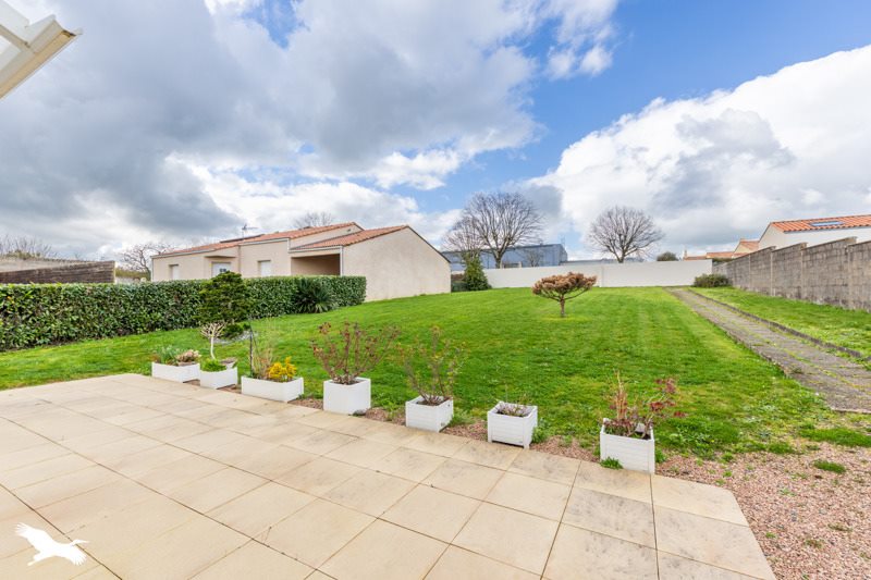 Vente Maison DOMPIERRE SUR YON - 3 pièces -85 m² - (85170)