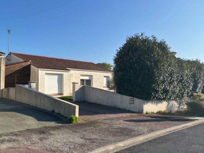 Vente Maison LE POIRE SUR VIE - 6 pièces -94 m² - (85170)