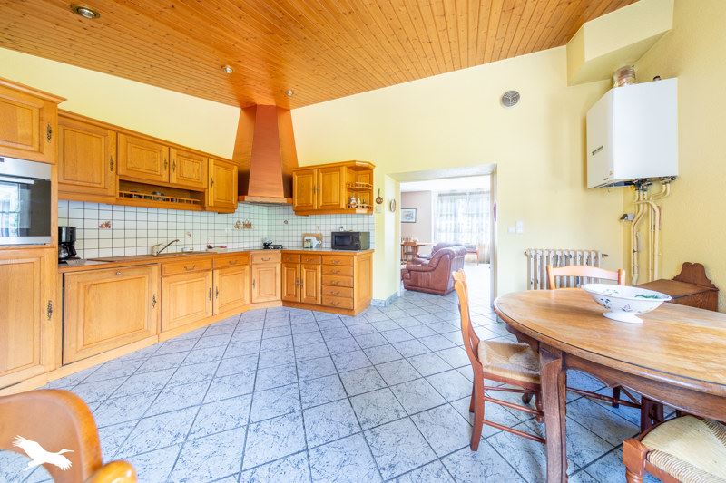 Vente Maison LE POIRE SUR VIE - 6 pièces -170 m² - (85170)