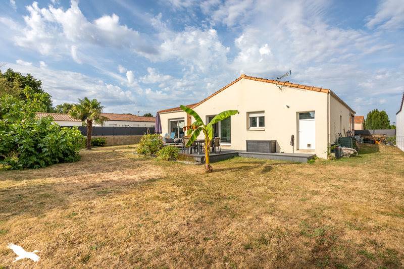 Vente Maison LE POIRE SUR VIE - 6 pièces -145 m² - (85170)
