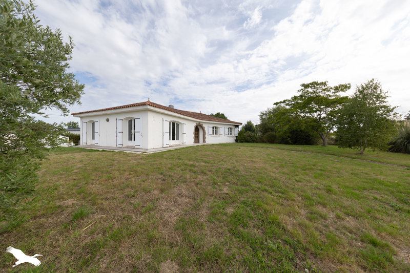 Vente Maison BELLEVIGNY - 6 pièces -140 m² - (85170)