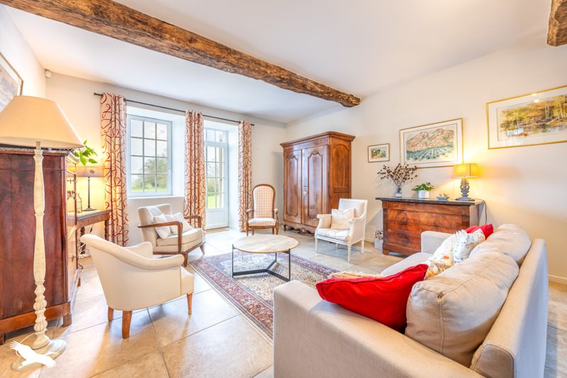 Vente Maison LE POIRE SUR VIE - 9 pièces -212 m² - (85170)