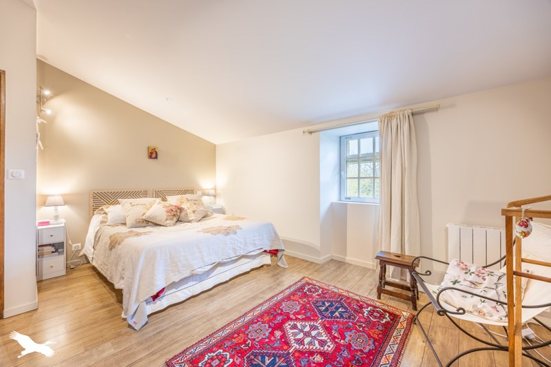 Vente Maison LE POIRE SUR VIE - 9 pièces -212 m² - (85170)