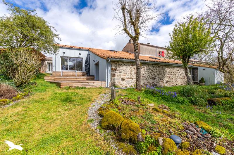 Vente Maison LE POIRE SUR VIE - 4 pièces -115 m² - (85170)