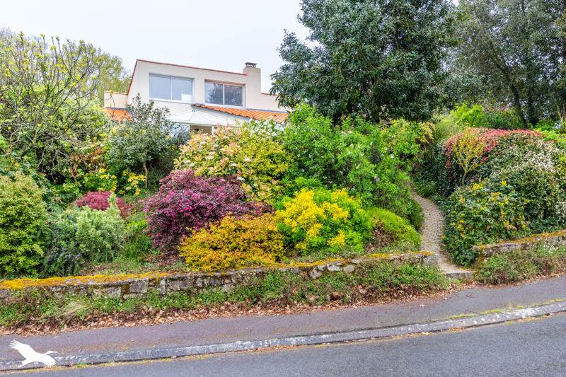 Vente Maison LE POIRE SUR VIE - 6 pièces -107 m² - (85170)
