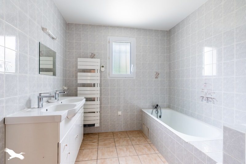 Vente Maison LE POIRE SUR VIE - 5 pièces -94,1 m² - (85170)