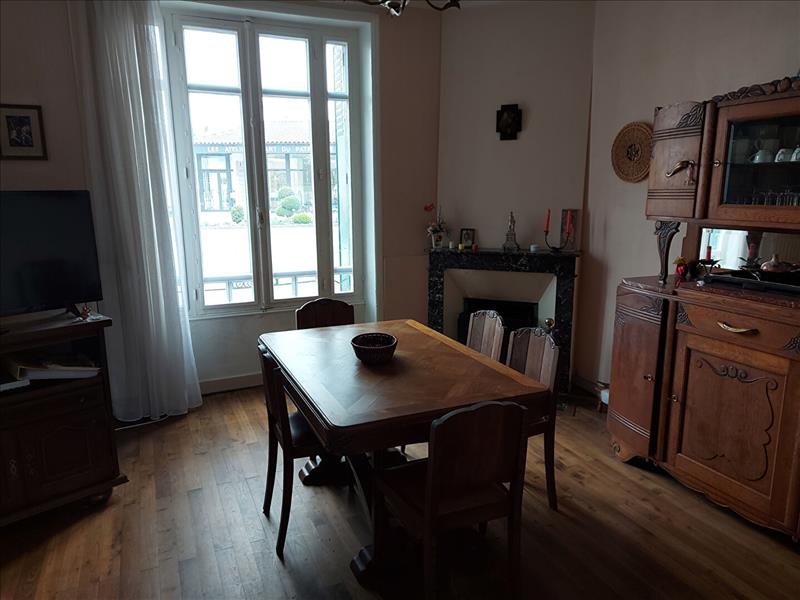 Vente Maison LE POIRE SUR VIE - 6 pièces -134 m² - (85170)