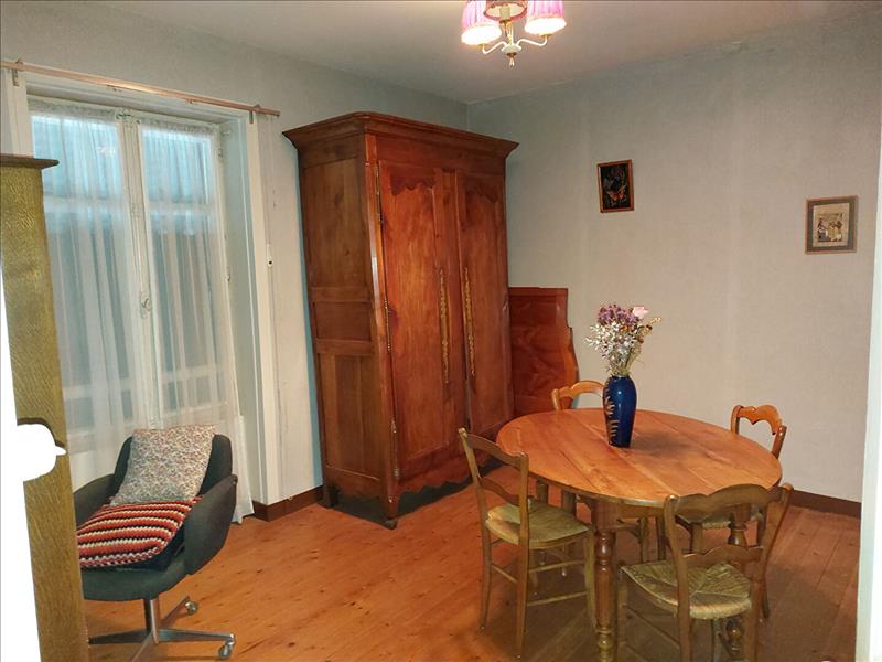Vente Maison LE POIRE SUR VIE - 6 pièces -134 m² - (85170)