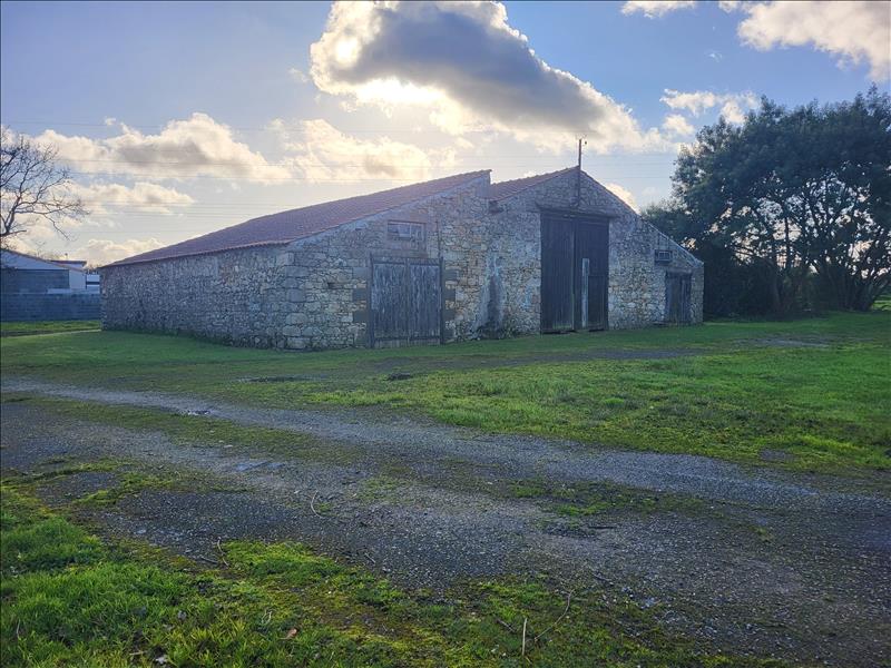 Vente Grange BELLEVIGNY - 1 pièce - - (85170)