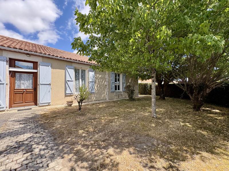 Vente Maison NESMY - 7 pièces -170 m² - (85310)