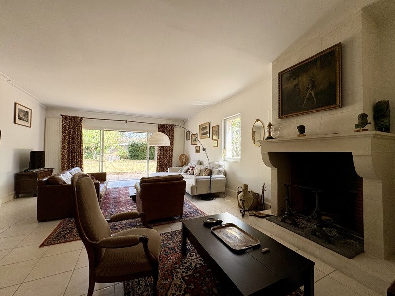 Vente Maison NESMY - 7 pièces -170 m² - (85310)