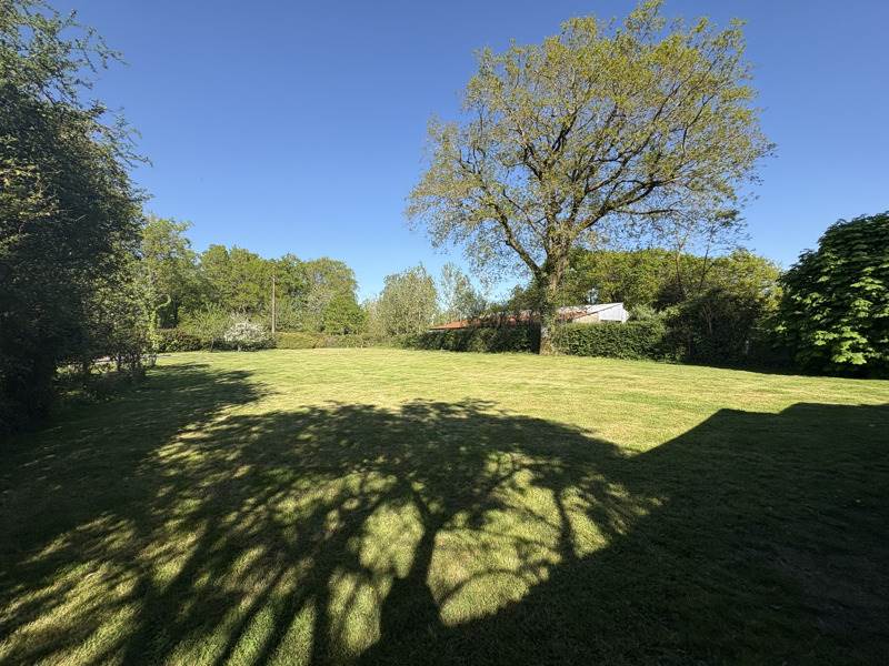 Vente Maison AUBIGNY LES CLOUZEAUX - 5 pièces -140 m² - (85430)