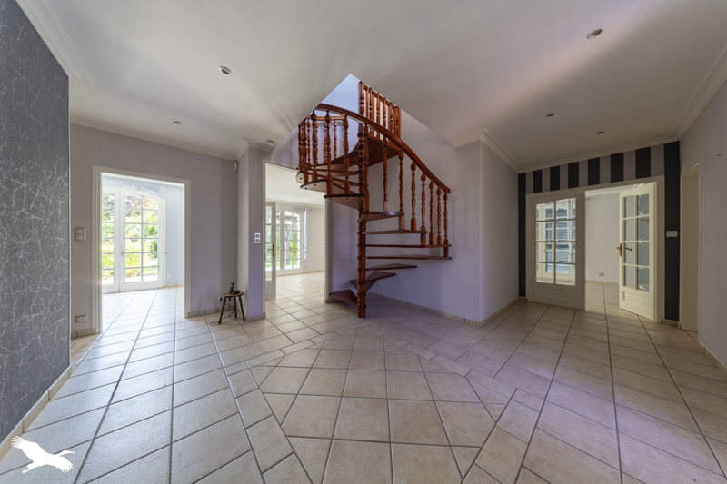 Vente Maison AUBIGNY LES CLOUZEAUX - 10 pièces -285 m² - (85430)