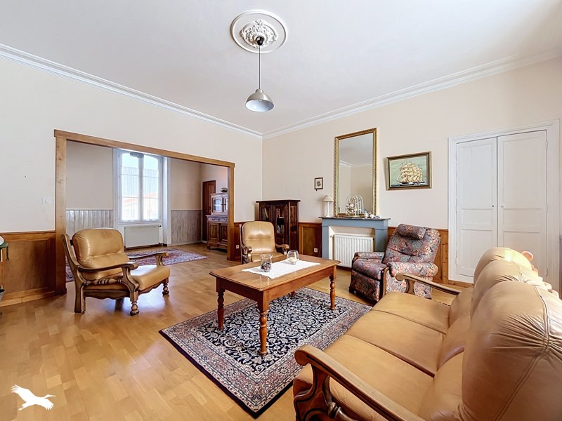 Vente Maison NIEUL LE DOLENT - 6 pièces -165 m² - (85430)