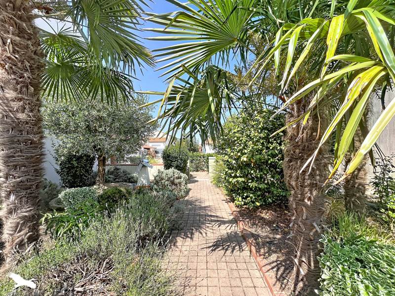 Vente Maison NIEUL LE DOLENT - 6 pièces -165 m² - (85430)