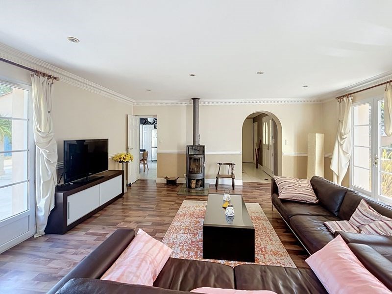 Vente Maison AUBIGNY LES CLOUZEAUX - 5 pièces -135 m² - (85430)