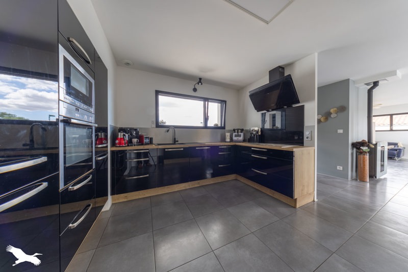Vente Maison LE CHAMP ST PERE - 6 pièces -135 m² - (85540)