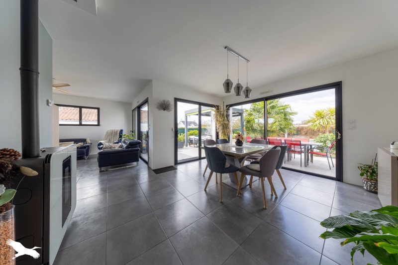 Vente Maison LE CHAMP ST PERE - 6 pièces -135 m² - (85540)