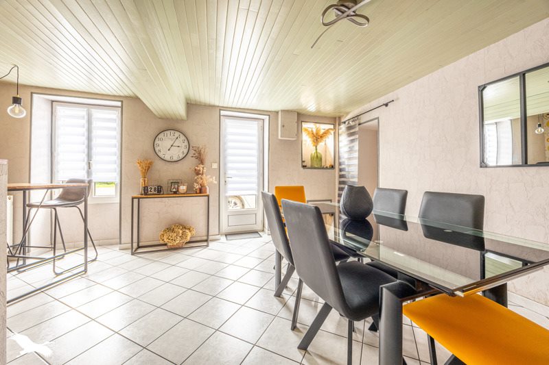 Vente Maison FONTENAY LE COMTE - 5 pièces -126 m² - (85200)
