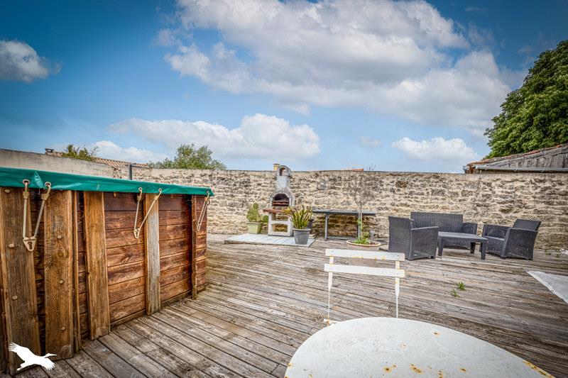 Vente Maison FONTENAY LE COMTE - 5 pièces -126 m² - (85200)