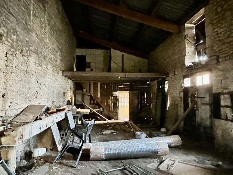 Vente Maison FONTENAY LE COMTE - 3 pièces -107 m² - (85200)