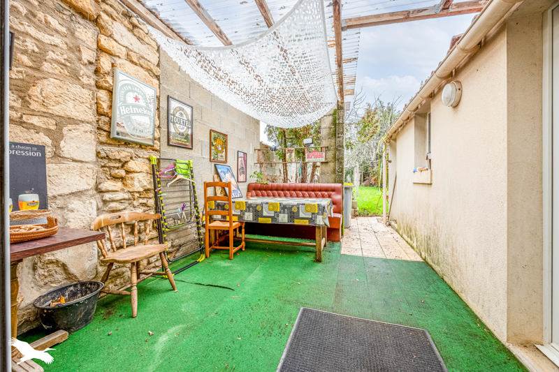 Vente Maison FONTENAY LE COMTE - 6 pièces -104 m² - (85200)