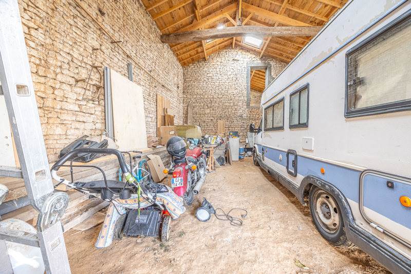 Vente Maison FONTENAY LE COMTE - 4 pièces -87 m² - (85200)
