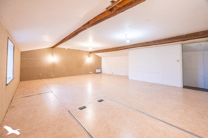 Vente Maison MAILLEZAIS - 4 pièces -179 m² - (85420)