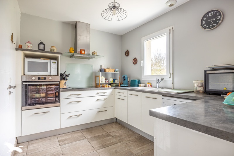 Vente Maison LES VELLUIRE SUR VENDEE - 4 pièces -90 m² - (85770)