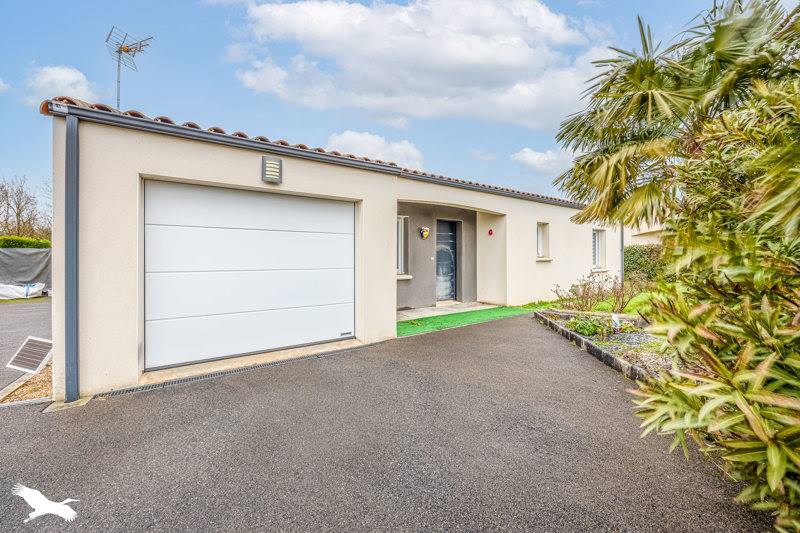 Vente Maison LES VELLUIRE SUR VENDEE - 4 pièces -90 m² - (85770)