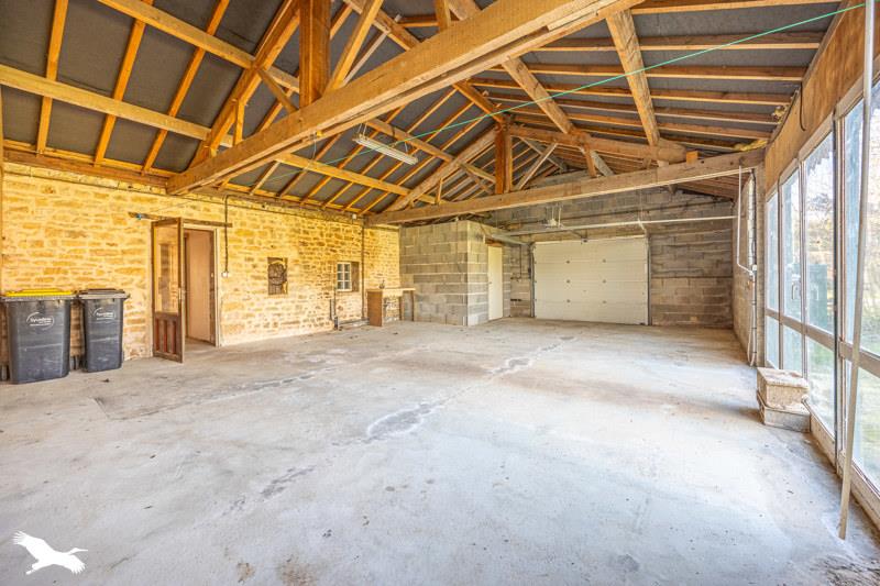 Vente Maison XANTON CHASSENON - 10 pièces -266 m² - (85240)
