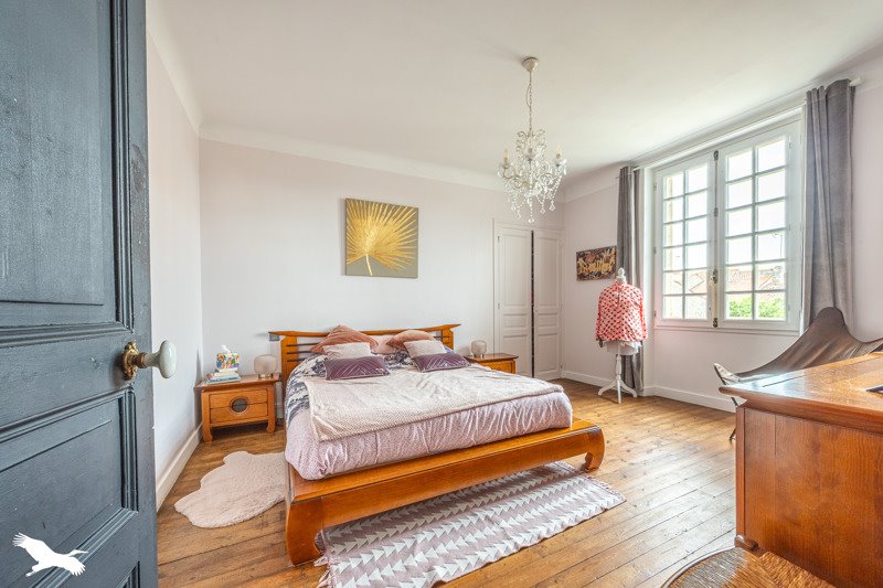 Vente Maison FONTENAY LE COMTE - 4 pièces -132 m² - (85200)