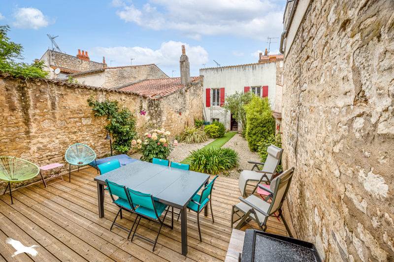 Vente Maison FONTENAY LE COMTE - 4 pièces -132 m² - (85200)