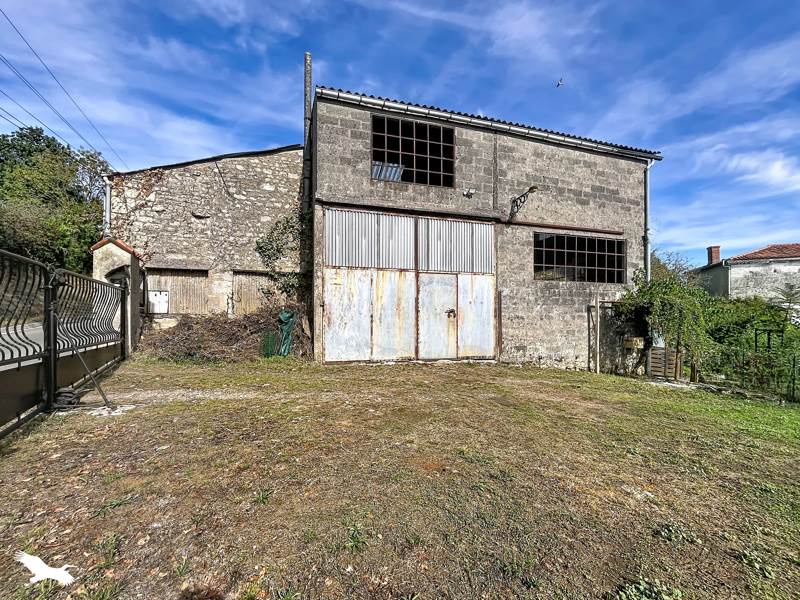 Vente Maison PISSOTTE - 4 pièces -117 m² - (85200)